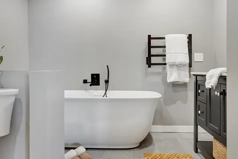 4 Herricks Cove Rockingham VT 05101