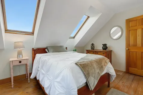 4 Herricks Cove Rockingham VT 05101