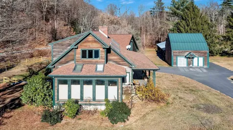 4 Herricks Cove Rockingham VT 05101