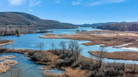 4 Herricks Cove Rockingham VT 05101