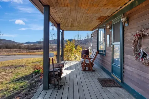 4 Herricks Cove Rockingham VT 05101