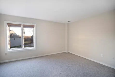 5 Tsienneto Road Derry NH 03038