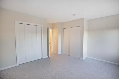 5 Tsienneto Road Derry NH 03038