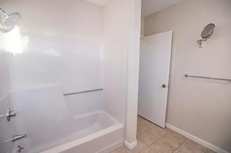 5 Tsienneto Road Derry NH 03038