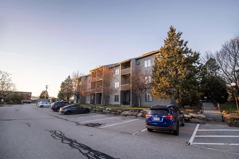 5 Tsienneto Road Derry NH 03038