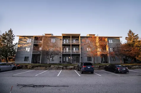 5 Tsienneto Road Derry NH 03038