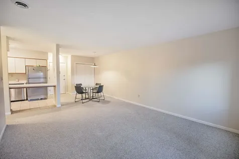 5 Tsienneto Road Derry NH 03038