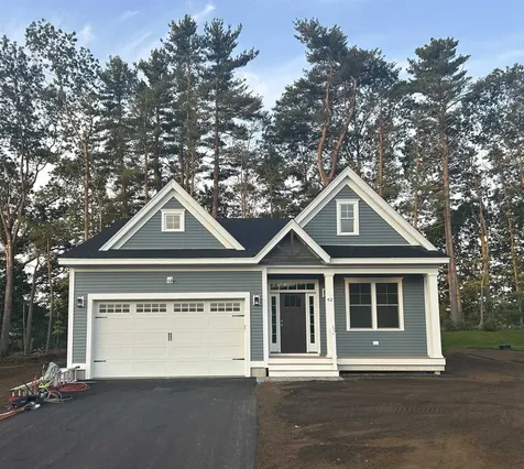 42 Summerwind Place Greenland NH 03840