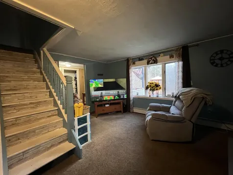 9 Lighthouse Way Newport NH 03773