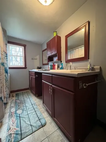 9 Lighthouse Way Newport NH 03773