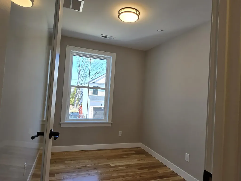 31 Grapevine Run Portsmouth NH 03801