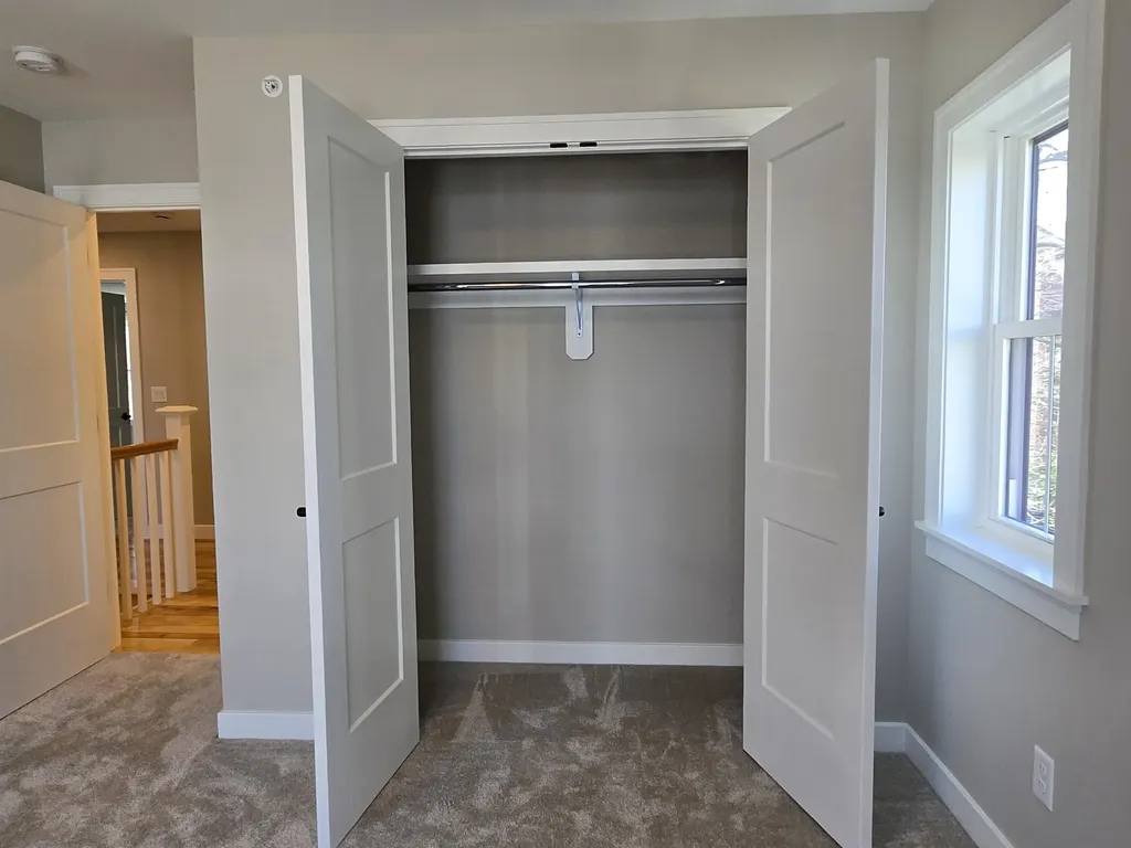 31 Grapevine Run Portsmouth NH 03801