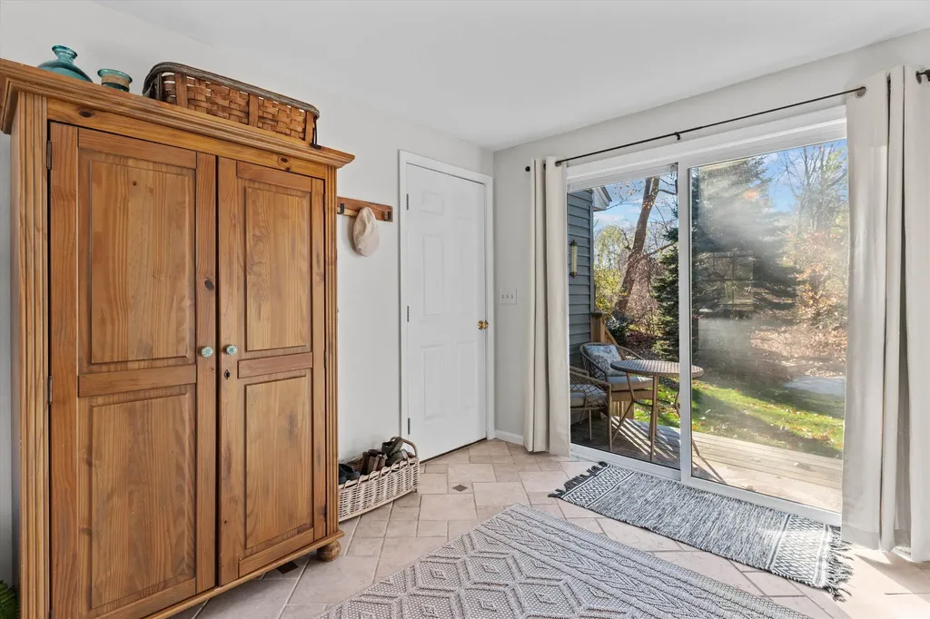 47 Causeway Street Seabrook NH 03874