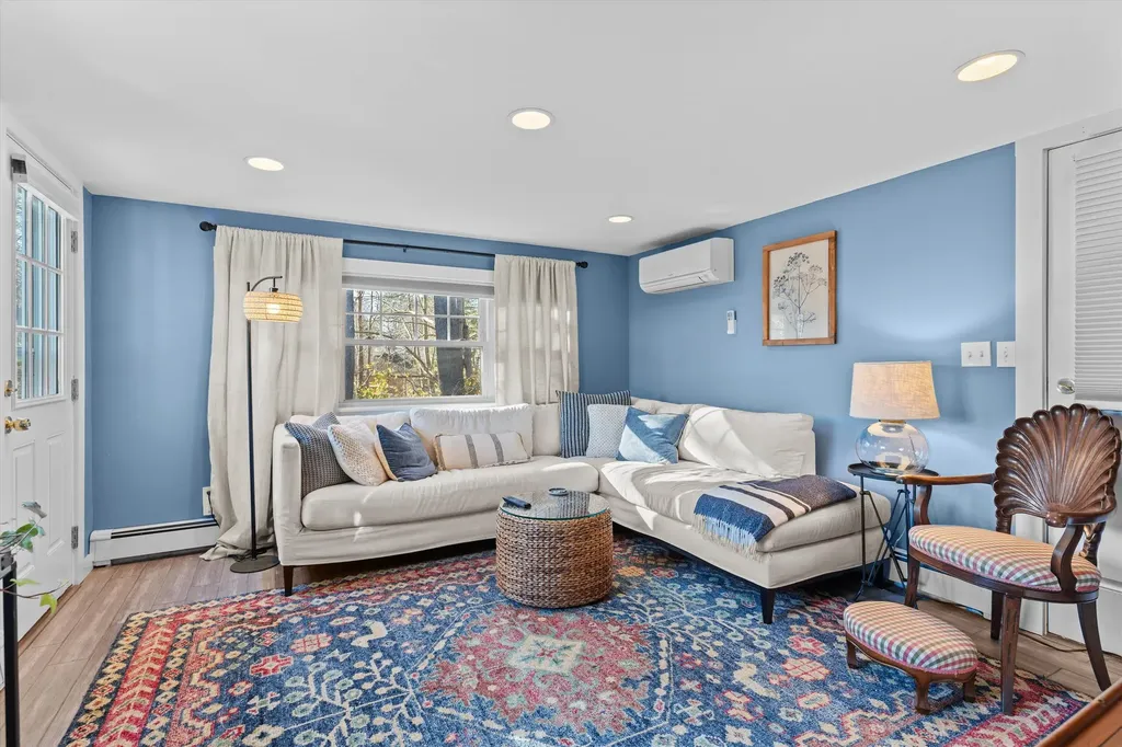 47 Causeway Street Seabrook NH 03874