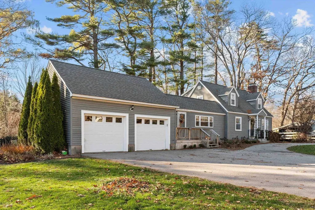 47 Causeway Street Seabrook NH 03874