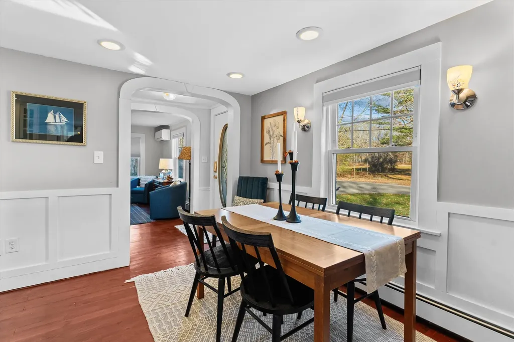 47 Causeway Street Seabrook NH 03874