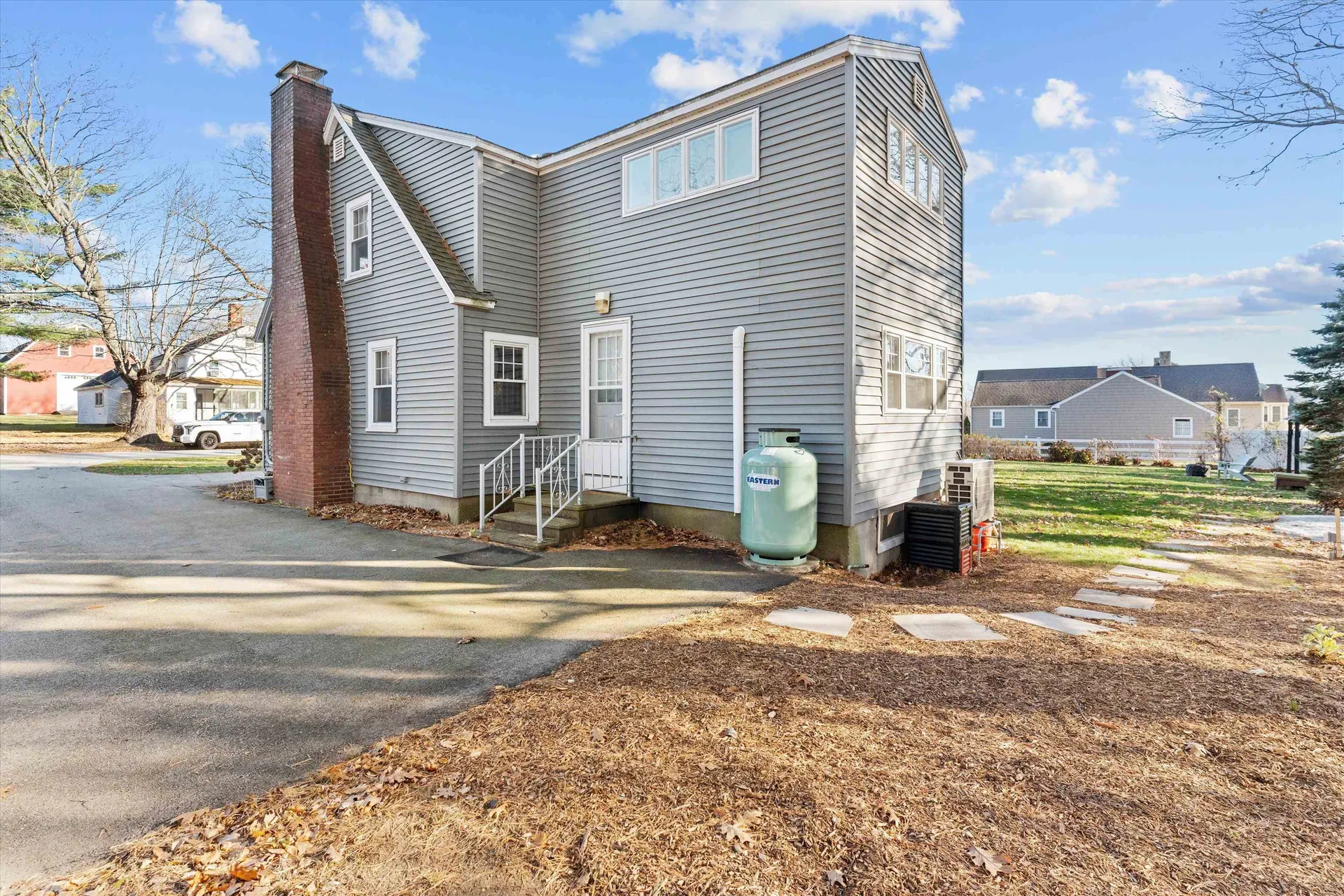 47 Causeway Street Seabrook NH 03874
