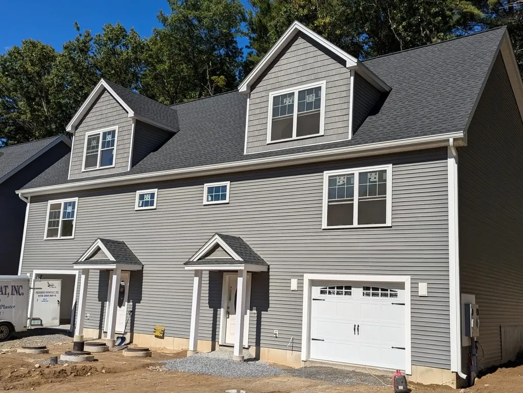 10 Delphi Way Londonderry NH 03053