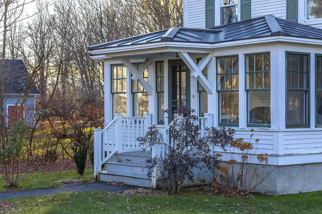 373 Highland Avenue Manchester VT 05255