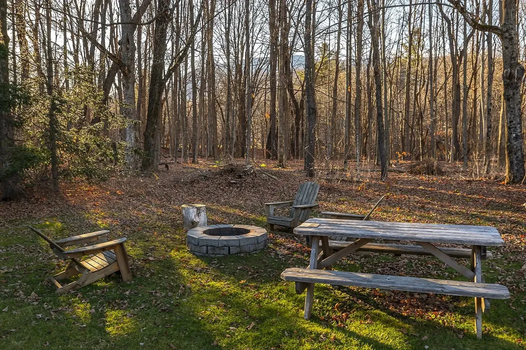 373 Highland Avenue Manchester VT 05255