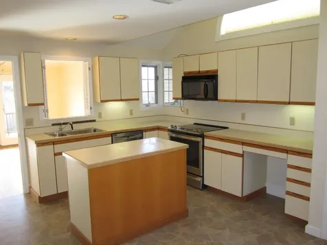 18 Highland Ridge Road New London NH 03257