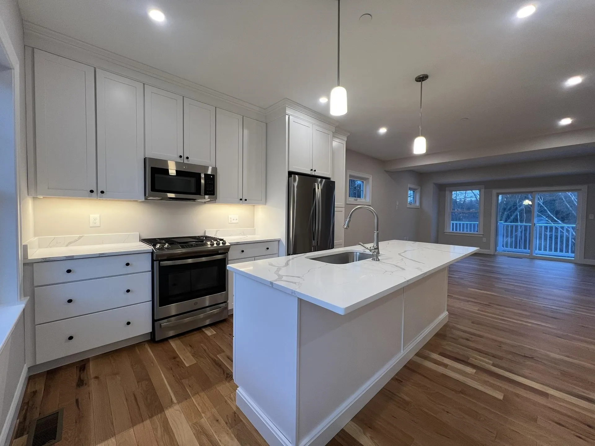 10 Juniper Lane Portsmouth NH 03801