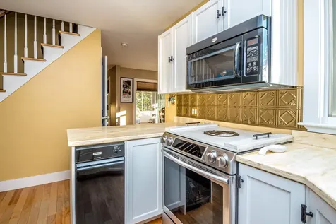 60 Indian Pipe Road Franconia NH 03580