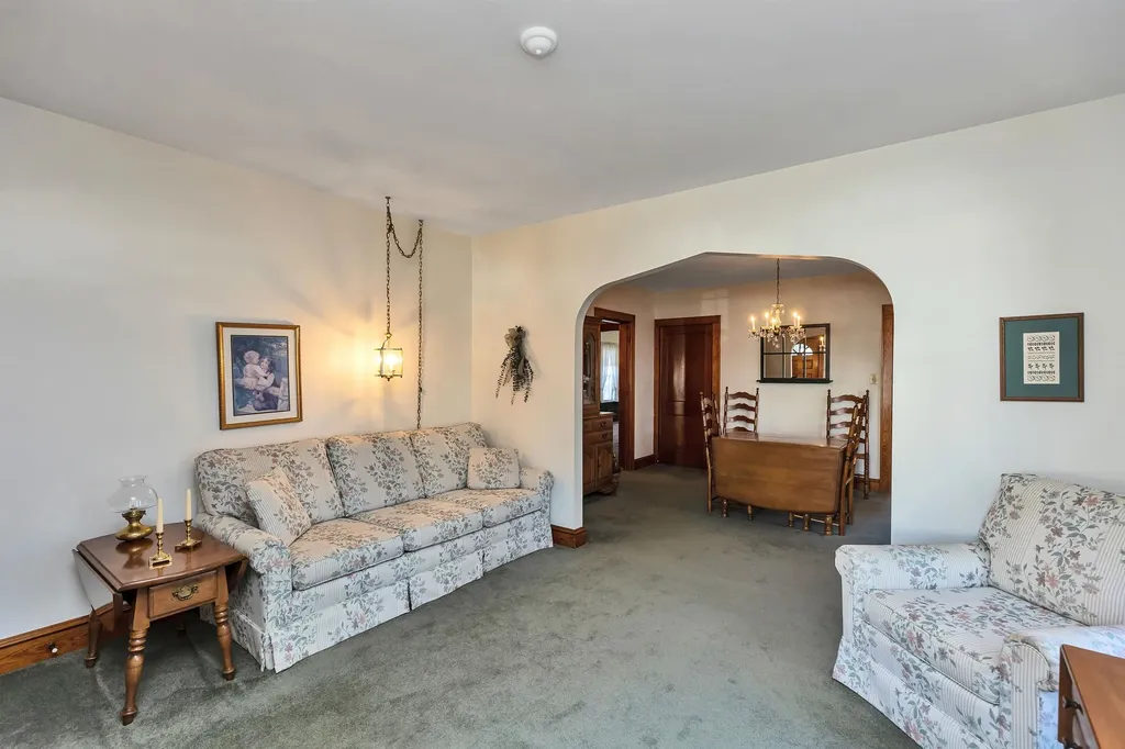 1061 Merrill Street Manchester NH 03103