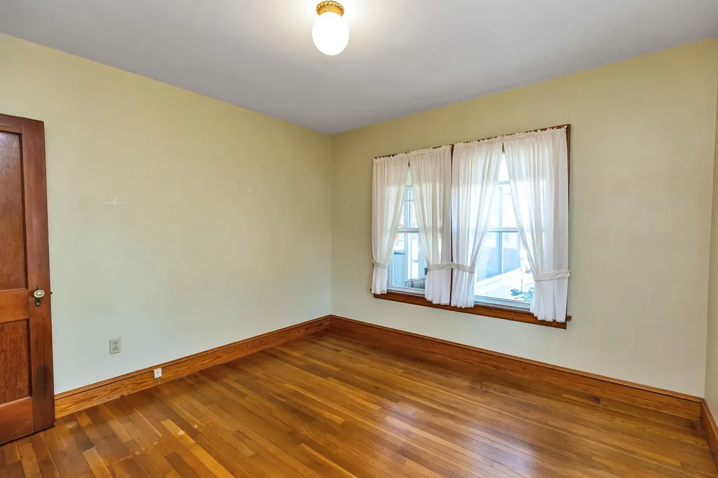 1061 Merrill Street Manchester NH 03103