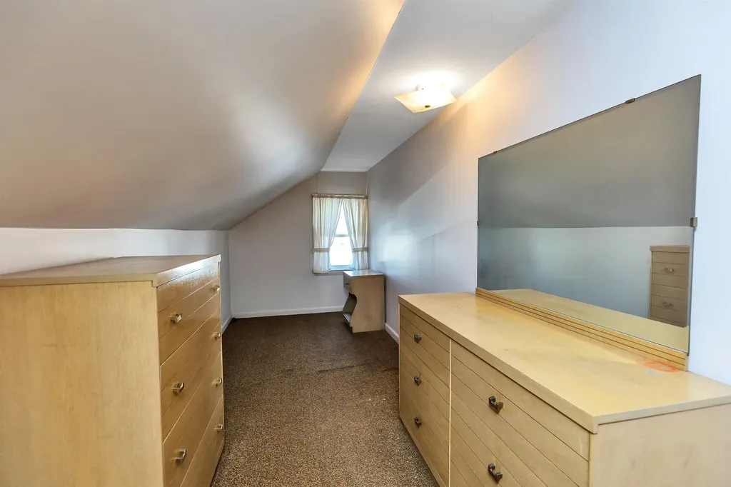 1061 Merrill Street Manchester NH 03103