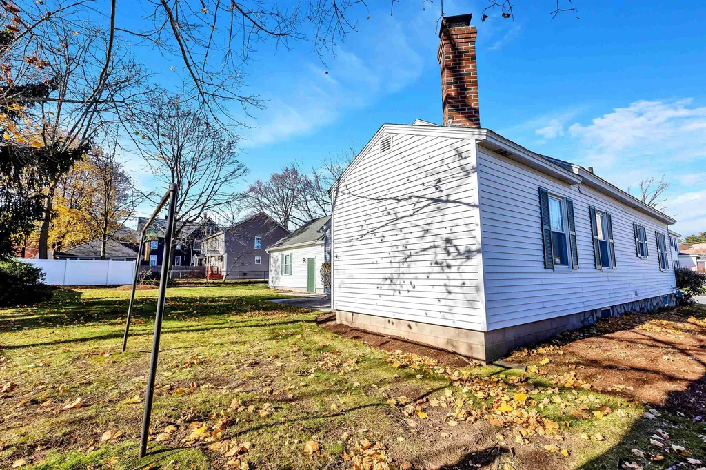1061 Merrill Street Manchester NH 03103