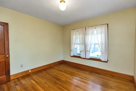 1061 Merrill Street Manchester NH 03103