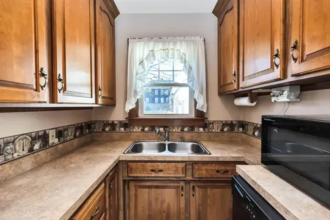 1061 Merrill Street Manchester NH 03103