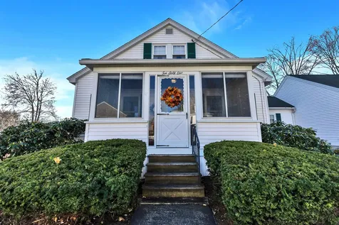 1061 Merrill Street Manchester NH 03103