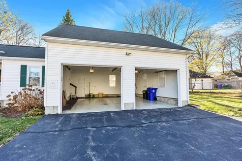 1061 Merrill Street Manchester NH 03103