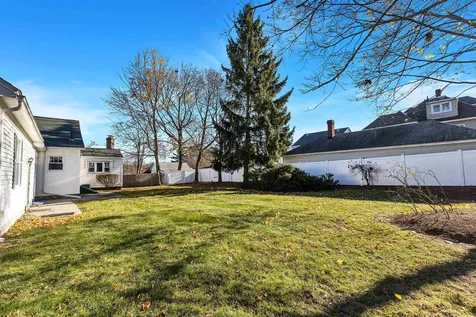 1061 Merrill Street Manchester NH 03103