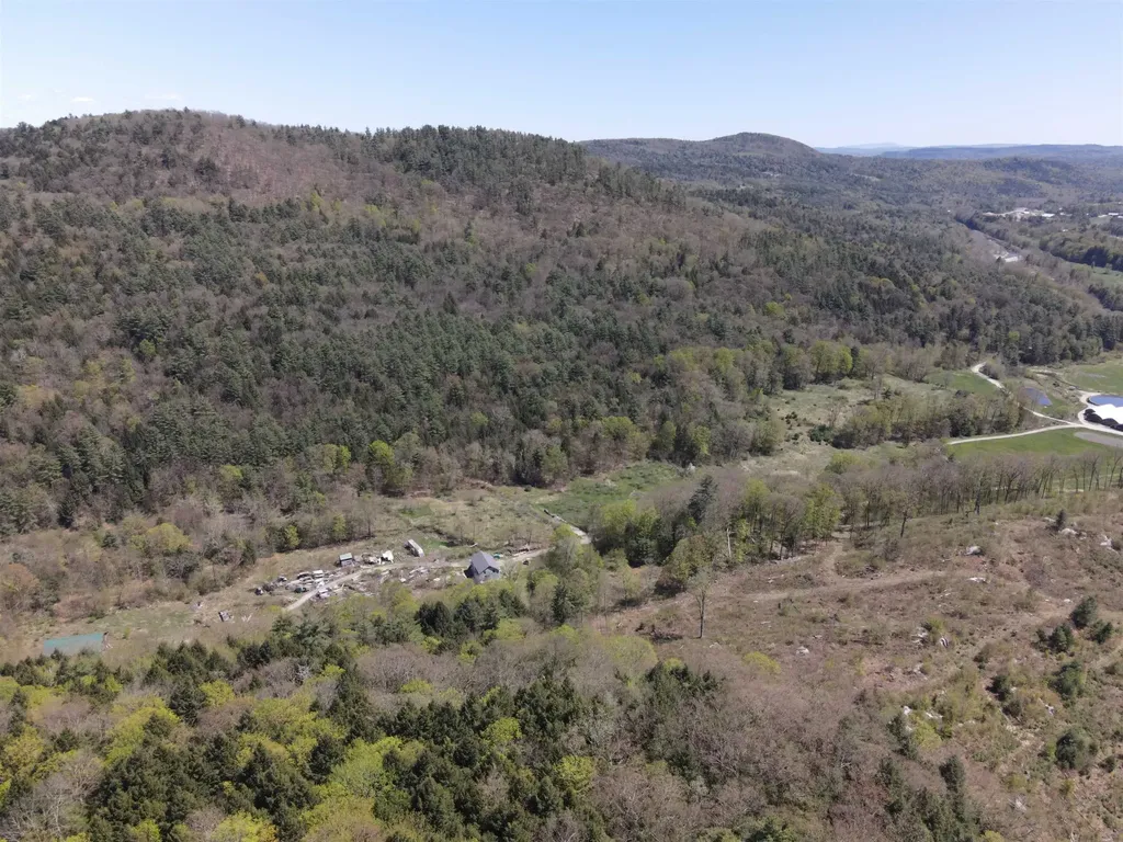 000 Green Mountain Turnpike Chester VT 05143