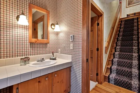 118 Hawk Hollow Lane Plymouth VT 05056