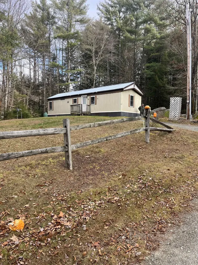 61 Endicott Road Newport NH 03773
