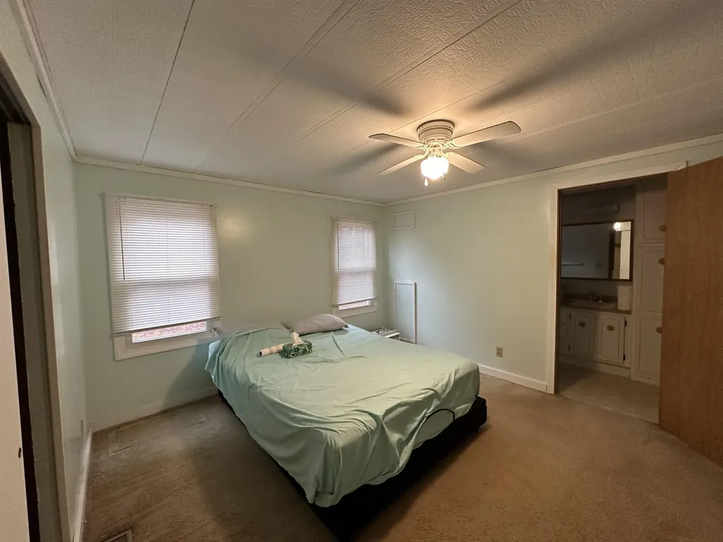 7 Deepwood Park Brattleboro VT 05301