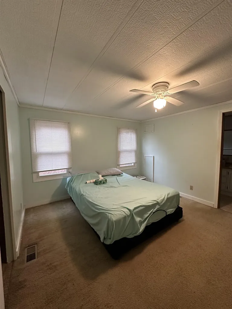 7 Deepwood Park Brattleboro VT 05301