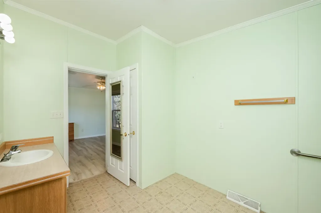 115 Eagle Drive Rochester NH 03868