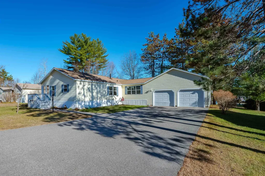 115 Eagle Drive Rochester NH 03868