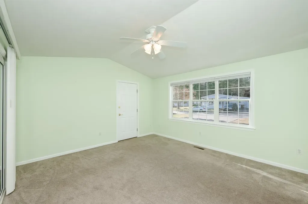 115 Eagle Drive Rochester NH 03868