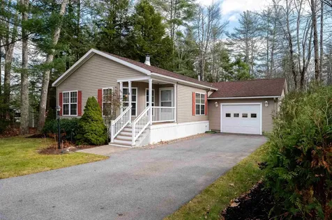 8 Cinder Court Rochester NH 03868