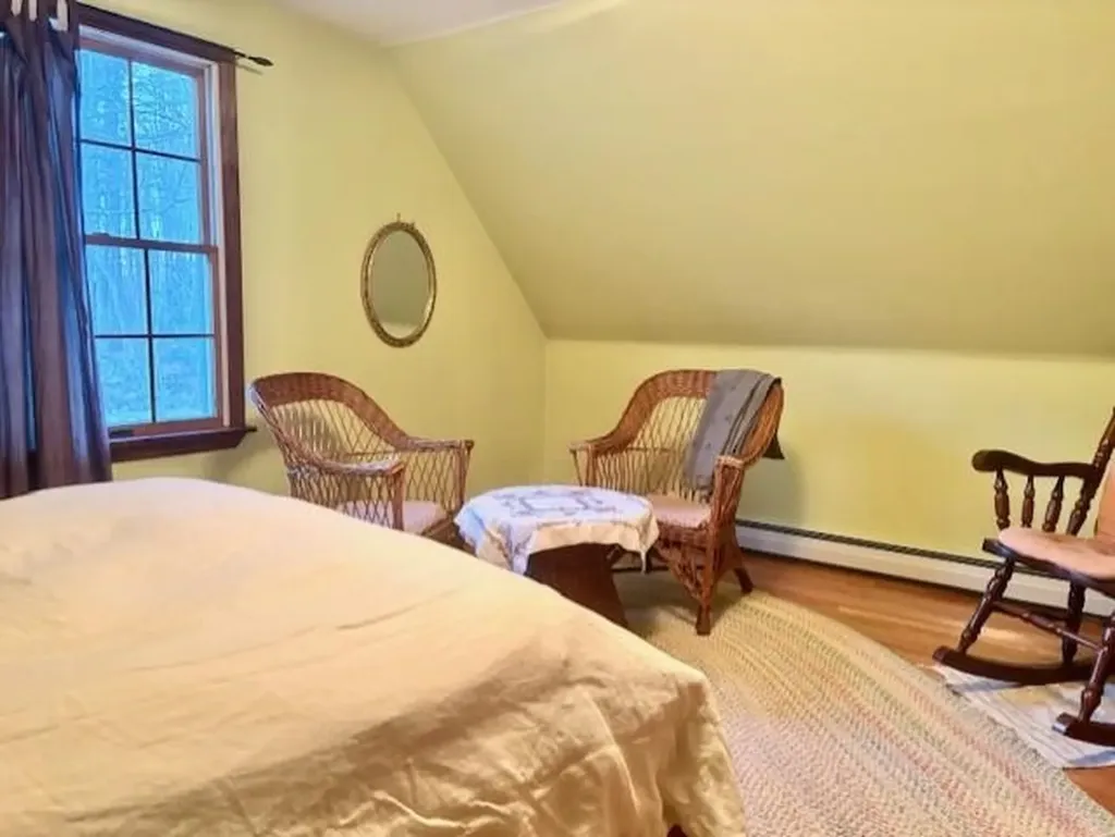 22 Port Wedeln Road Wolfeboro NH 03894