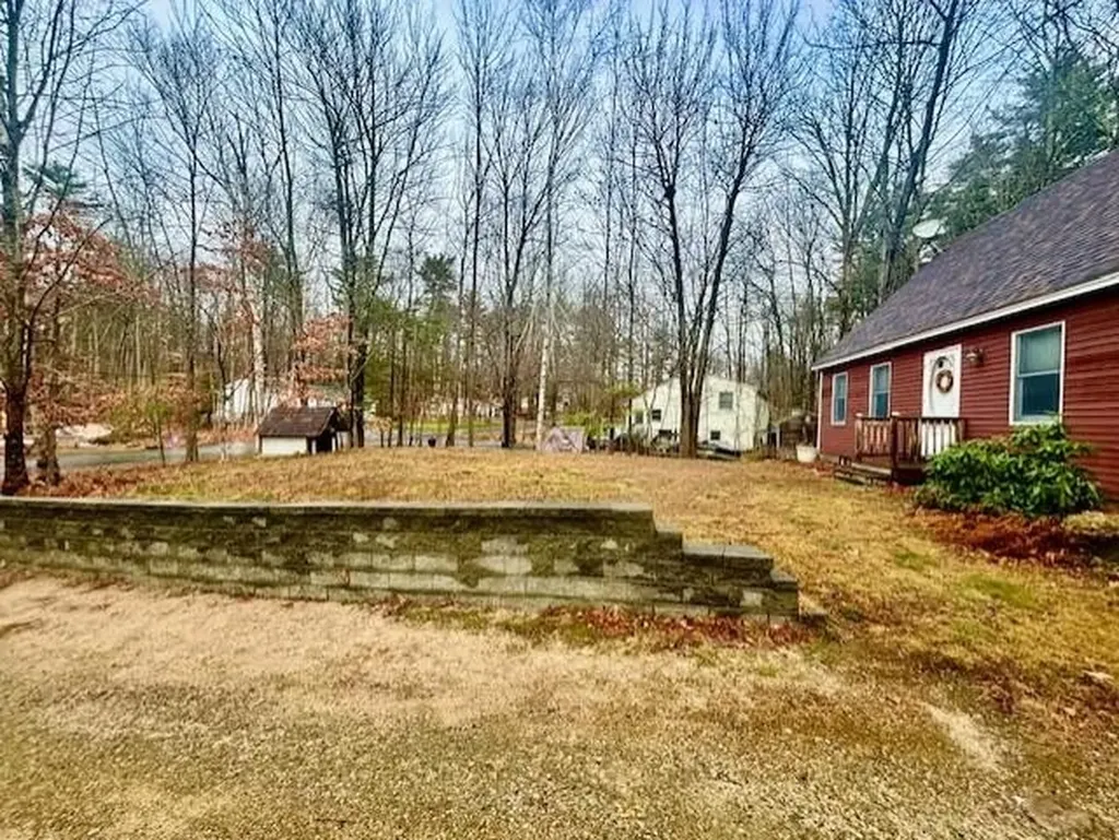 22 Port Wedeln Road Wolfeboro NH 03894