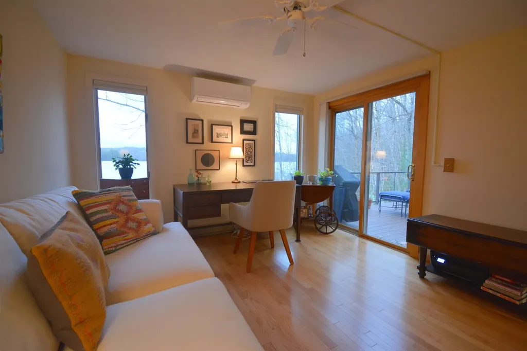 48 Old Beach Circle Grantham NH 03753