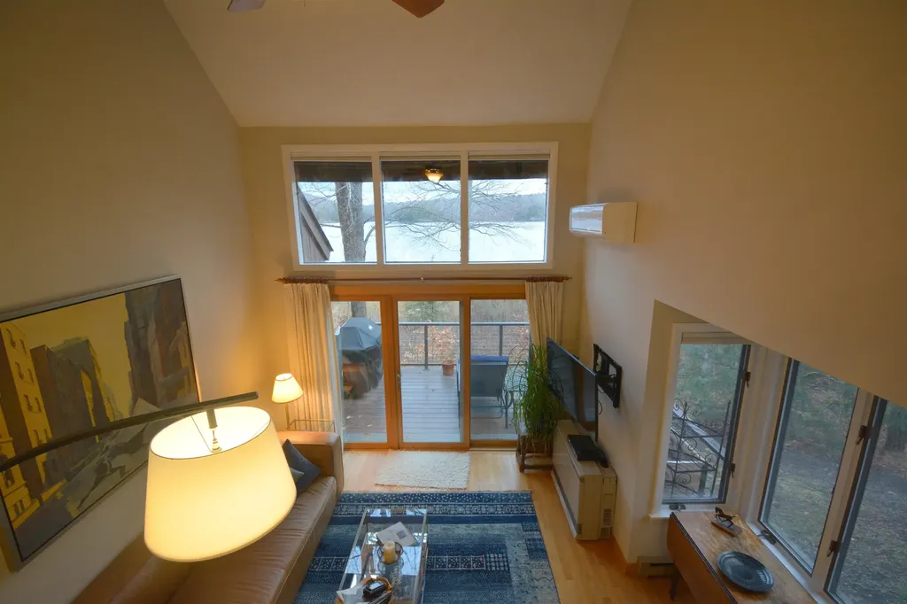 48 Old Beach Circle Grantham NH 03753