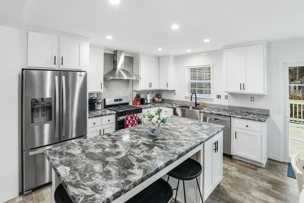 53 Sunrise Hill Road Thornton NH 03285